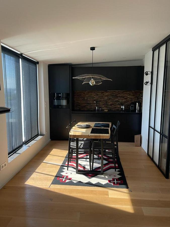Appartement Vue Tour Eiffel Paris 16 Eme Bagian luar foto