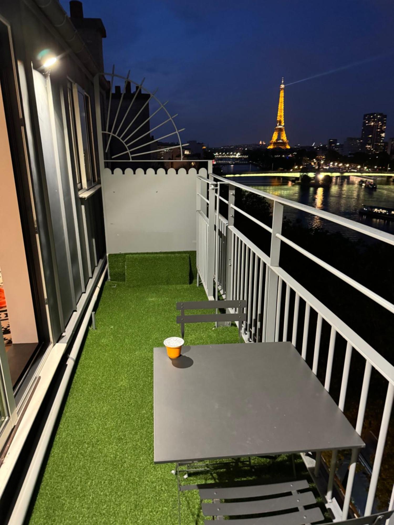 Appartement Vue Tour Eiffel Paris 16 Eme Bagian luar foto