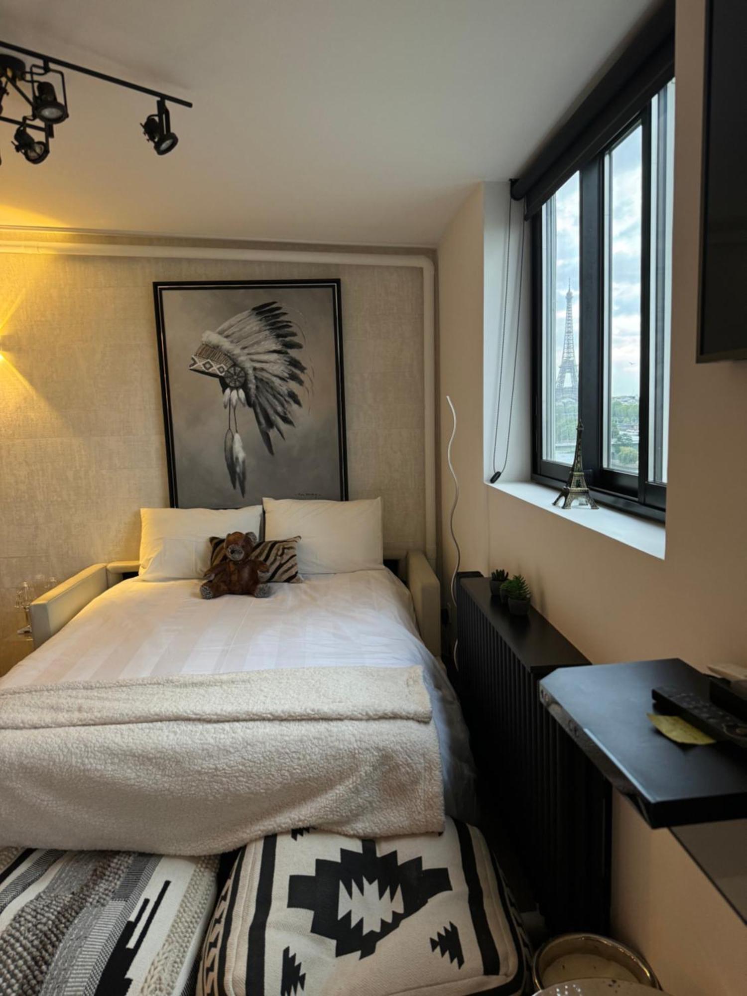 Appartement Vue Tour Eiffel Paris 16 Eme Bagian luar foto